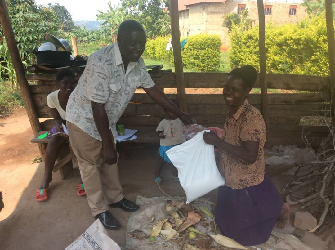 Food distribution at Zion, 2020.
